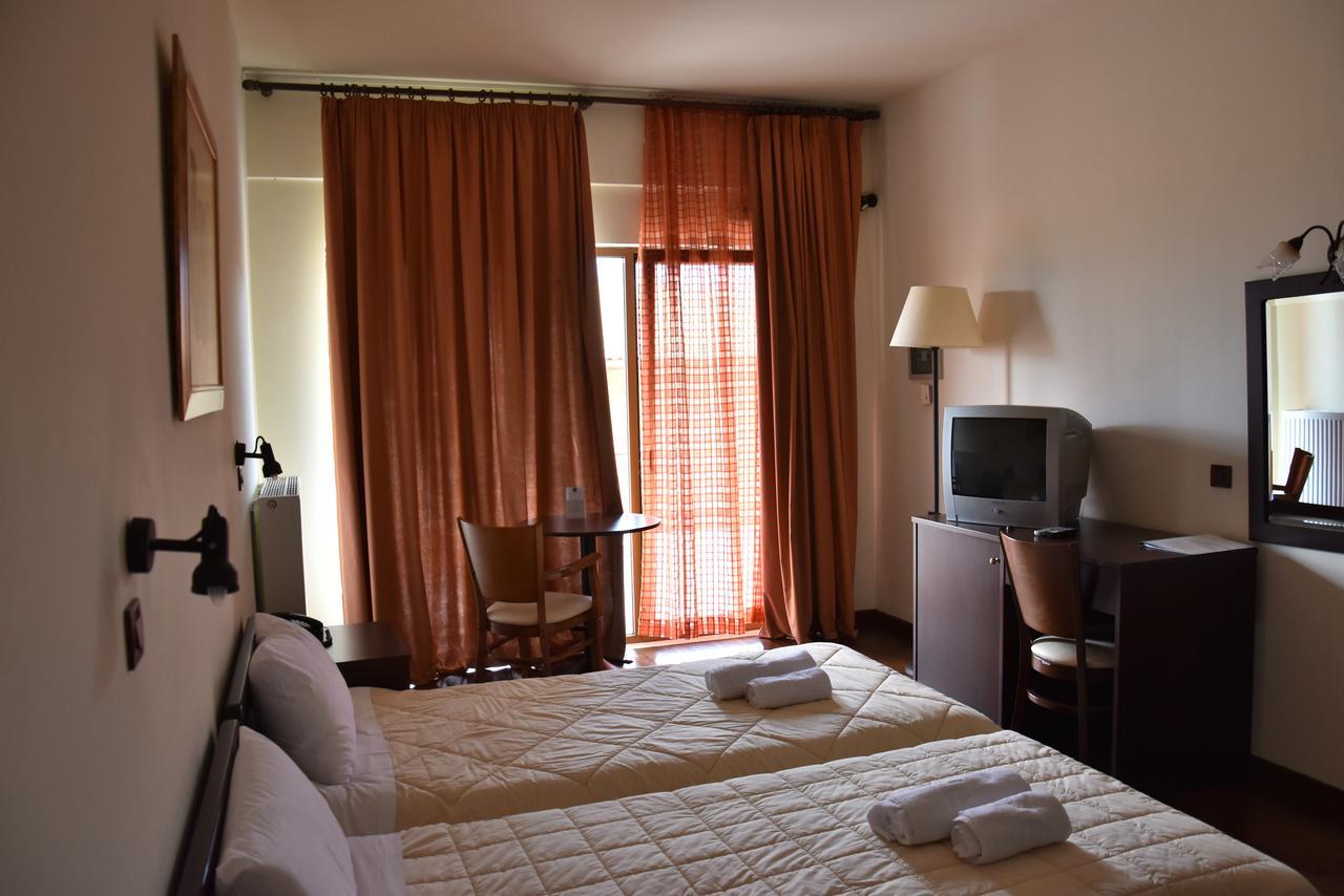 Olvios Hotel Gkoura Exterior foto