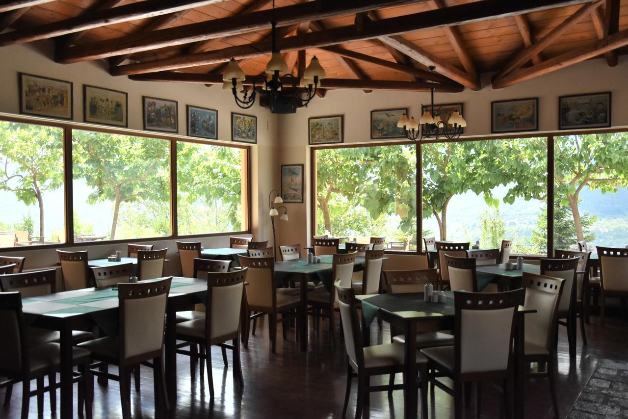 Olvios Hotel Gkoura Exterior foto
